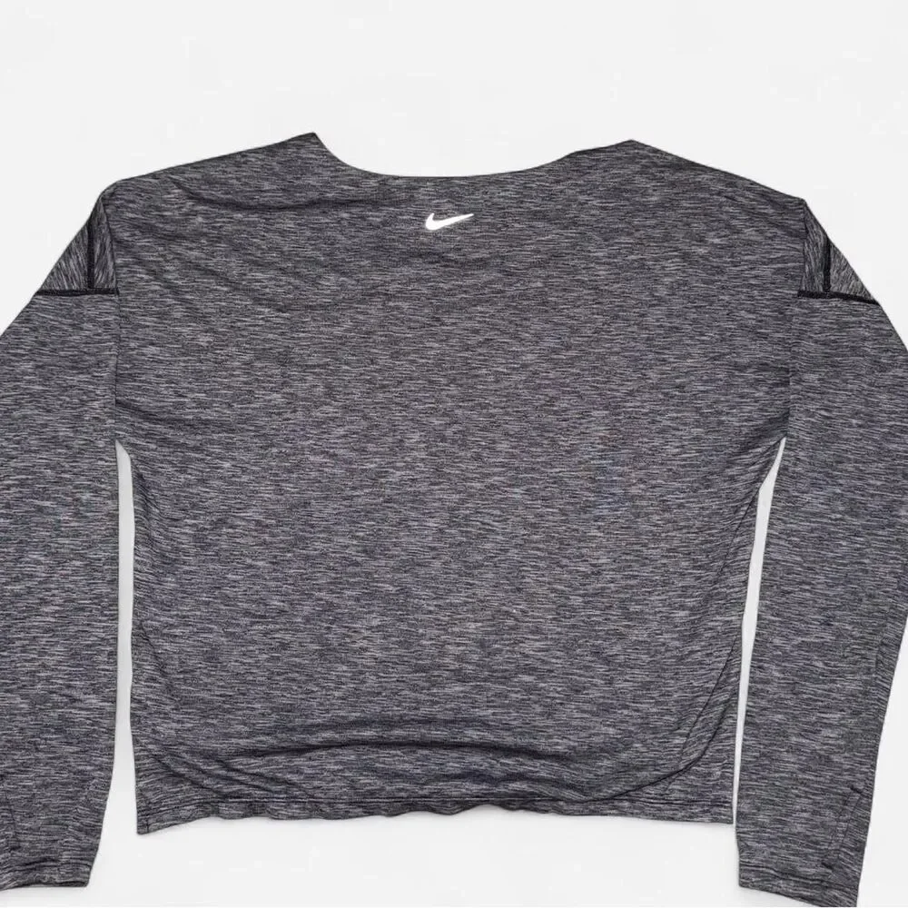 Nike Dri-Fit Long Sleeve Grey Athletic Top; Size SMALL